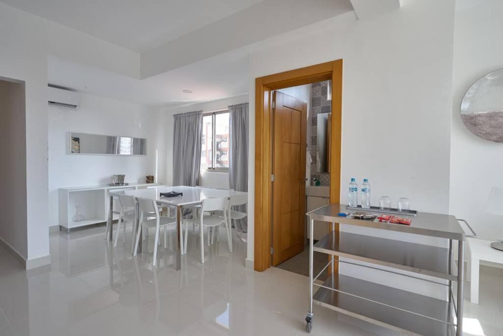 Escape Apartments, Balcony, Pool & Gym In La Julia Santo Domingo Bagian luar foto