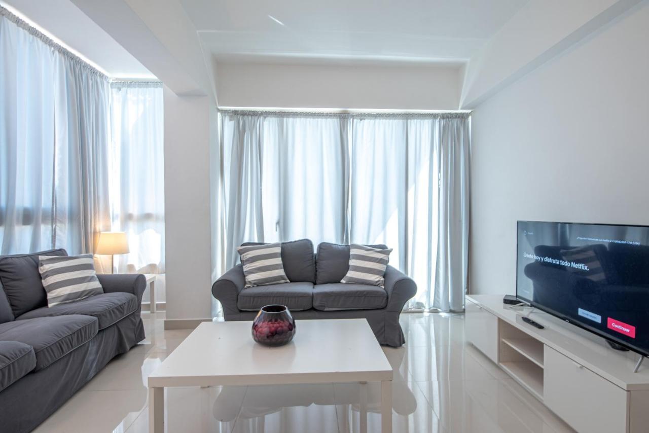Escape Apartments, Balcony, Pool & Gym In La Julia Santo Domingo Bagian luar foto